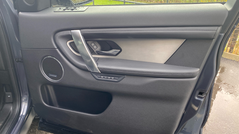 Land Rover Discovery Sport 2.0 D200 Dynamic SE 5dr Auto [5 Seat] Diesel Station Wagon